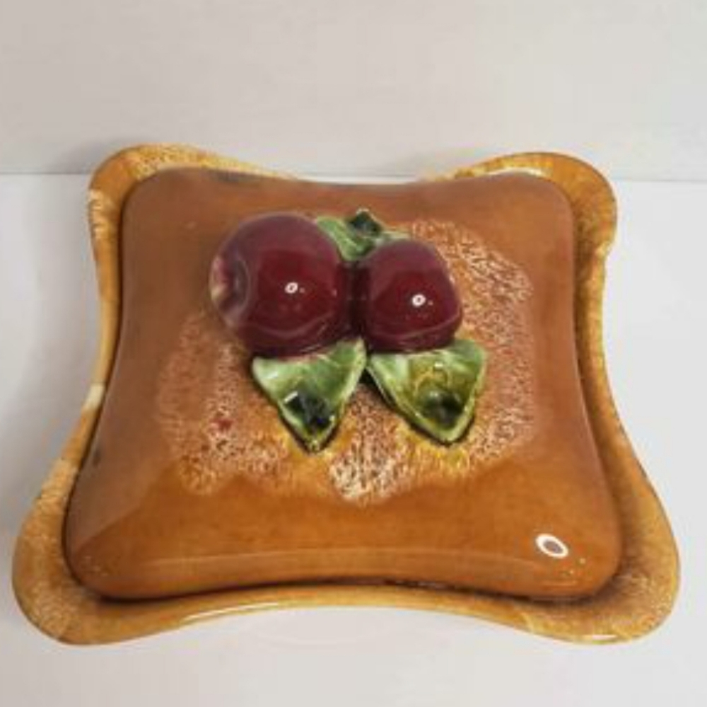 Vtg Wade of California Pottery Double Apple Covered Dish w/ Lid